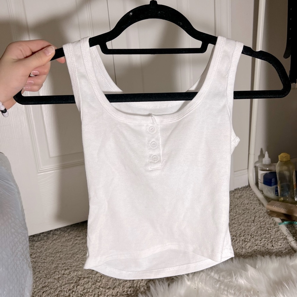 basic white tank